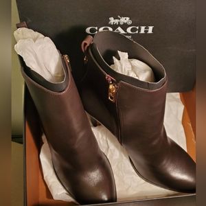 NEW Coach Jemma Soft Calf, Chestnut, Size 9M